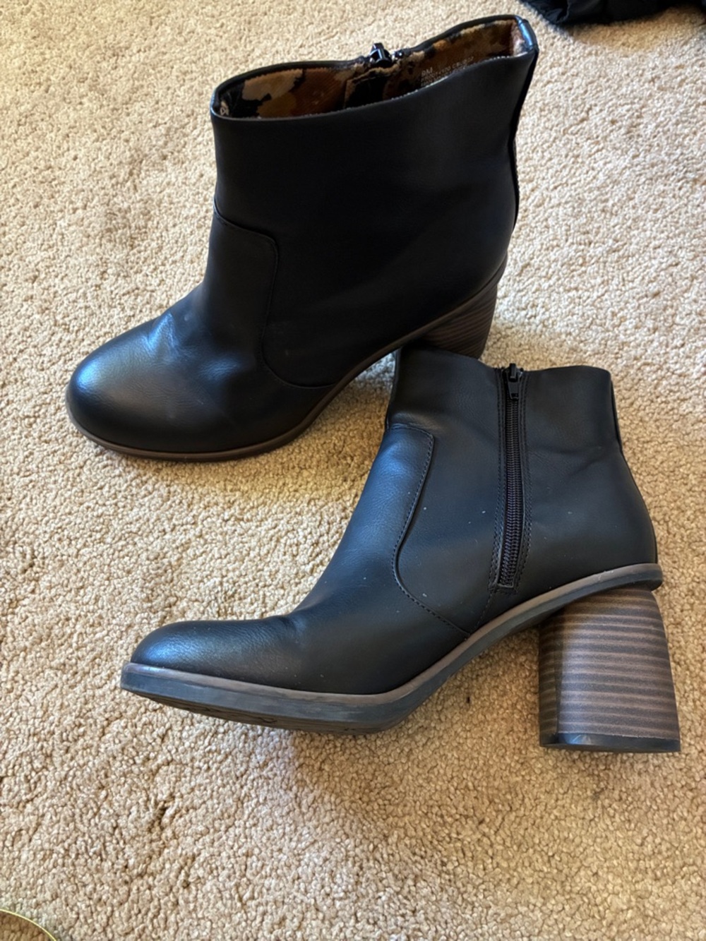 Korks by Kork-Ease Destiny Black Block Heel Booties - Size 9M